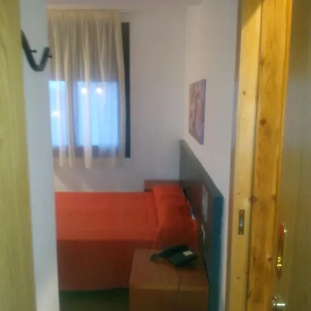 Avanti Hotel