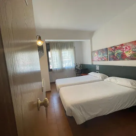 Avanti 3*